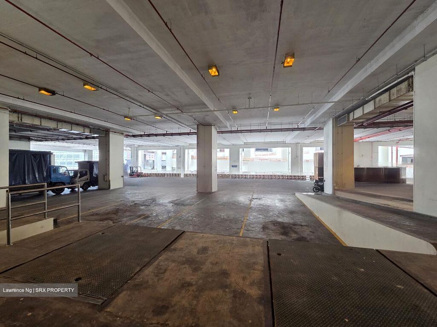 Jurong Logistics Hub (D22), Warehouse #481376191